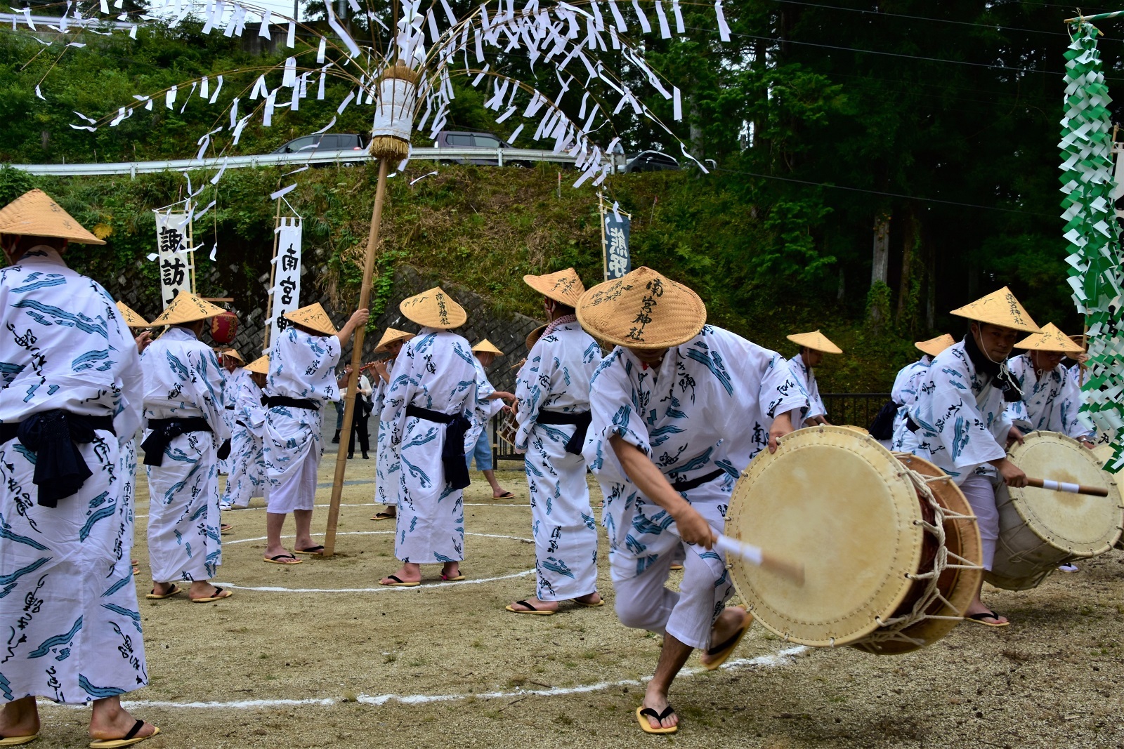 夏　くれきおどり瞬間