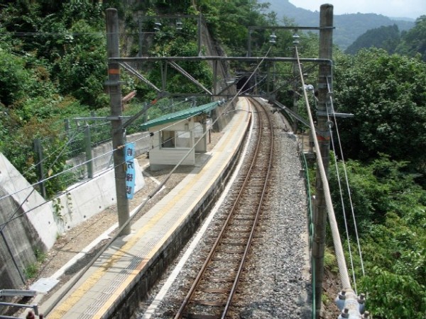 駅全景